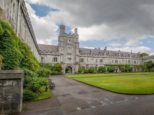 Which data analytics course is best? – Exploring data analytics courses in Ireland